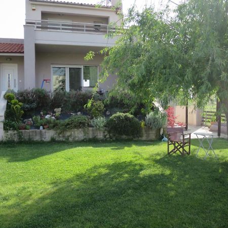 Guesthouse With Garden كوموتيني المظهر الخارجي الصورة