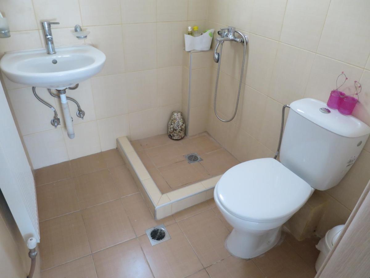 Guesthouse With Garden كوموتيني المظهر الخارجي الصورة